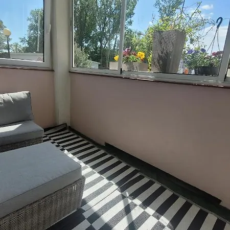 Nowy Swiat Apartment *